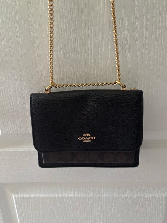 Coach Handbags - Coach Klare Crossbody Bag in Signature Canvas - Very Good Condition